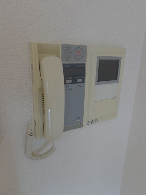 セキュリティ　モニター付きインターホン