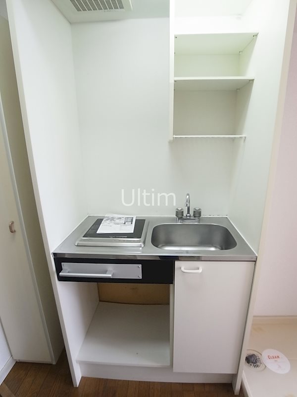 キッチン　別部屋のお写真です。ご参考までに！