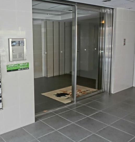 エントランス　★安心のオートロック完備★