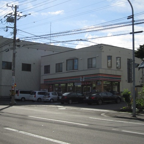 コンビニ　セブンイレブン小樽緑店（コンビニ）まで139m