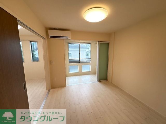 居室・リビング　★お問い合わせはタウンハウジング聖蹟桜ヶ丘店まで★