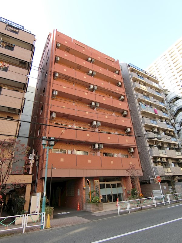 建物外観　府中駅徒歩2分の好立地