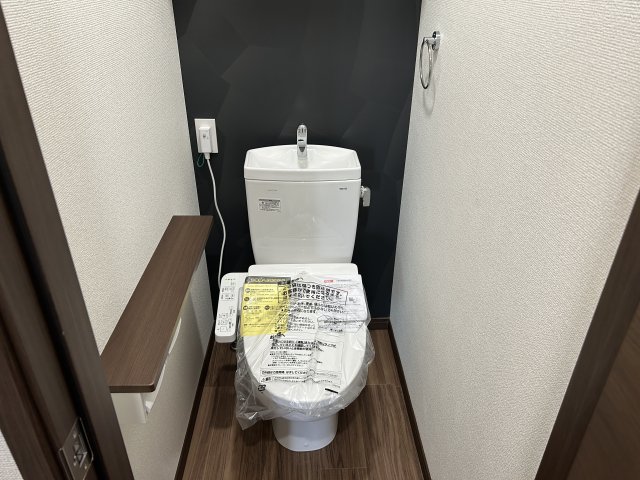 トイレ　※類似写真になります