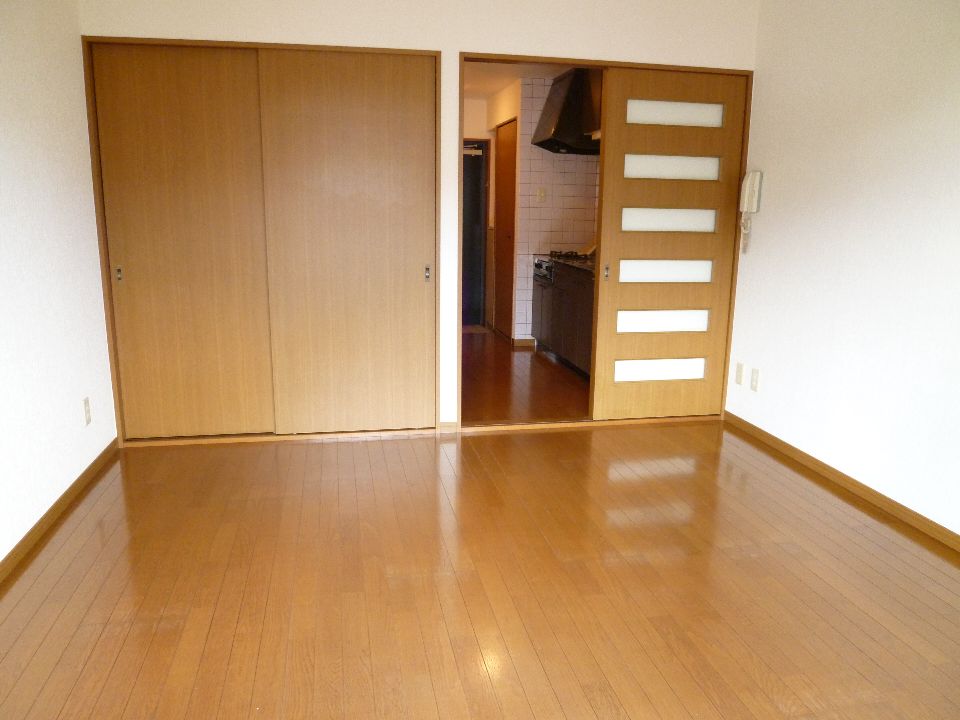 居室・リビング　フローリングのお部屋です