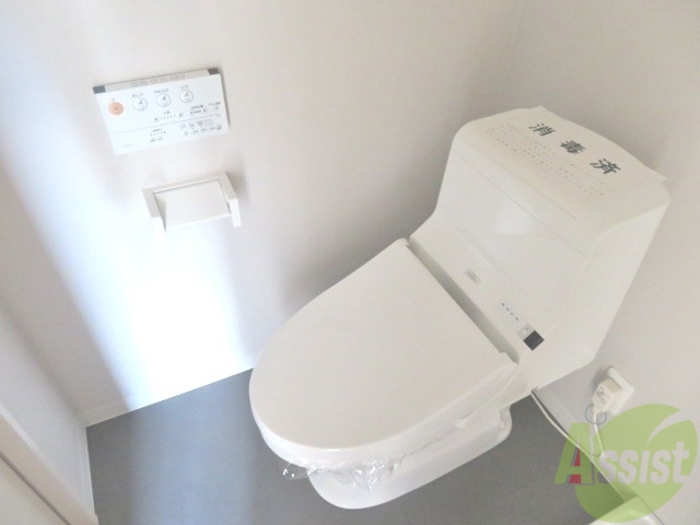トイレ　各機能付きのトイレですので安心してご利用いただけます。