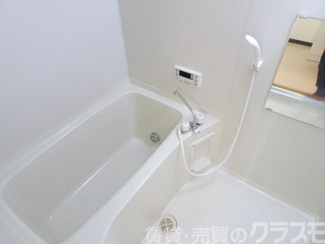 バス・シャワールーム　追い焚き機能付きバス♪