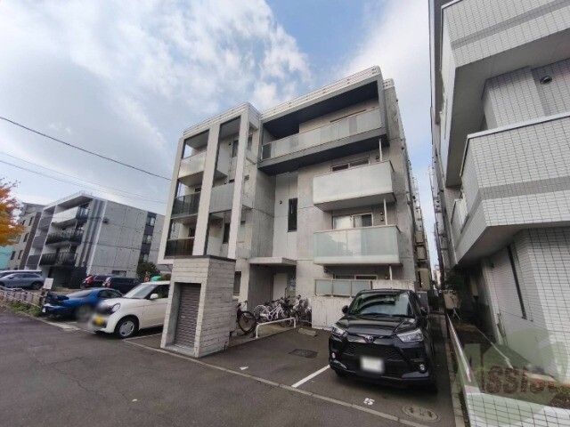 建物外観　札幌市中央区北６条「ドルチェ６２１」