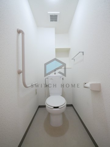トイレ　トイレもきれいです