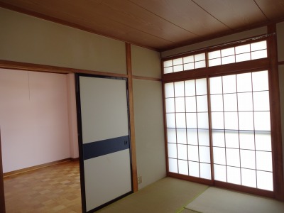 ＪＲ中央線 下諏訪駅 徒歩16分 2階建 築40年の居間写真