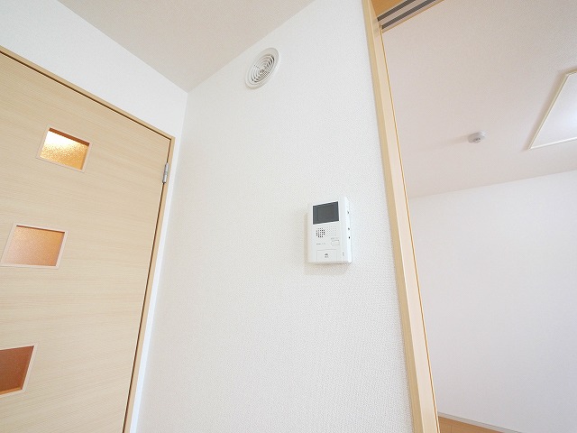 セキュリティ　モニター付きインターホンです