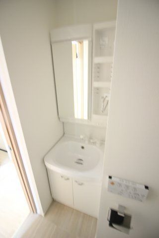 洗面設備　（別タイプ参考写真）アトレ東池袋　豊島区東池袋2