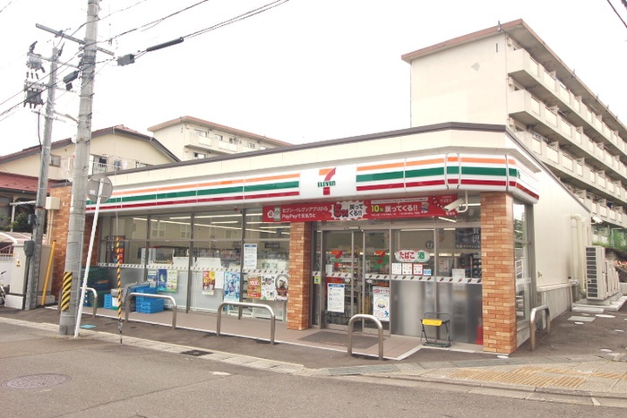 コンビニ　セブンイレブン 仙台黒松店（コンビニ）まで1600m