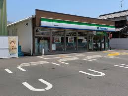 コンビニ　ファミリーマート（コンビニ）まで1349m