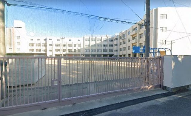 小学校　大阪市立姫里小学校（小学校）まで385m