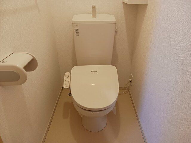 トイレ　落ち着いたトイレです