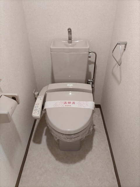 トイレ　洗浄便座※同タイプ参考写真