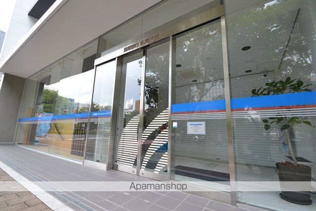 銀行　（株）鳥取銀行／広島支店（銀行）まで412m