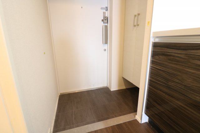 玄関　別部屋参考写真