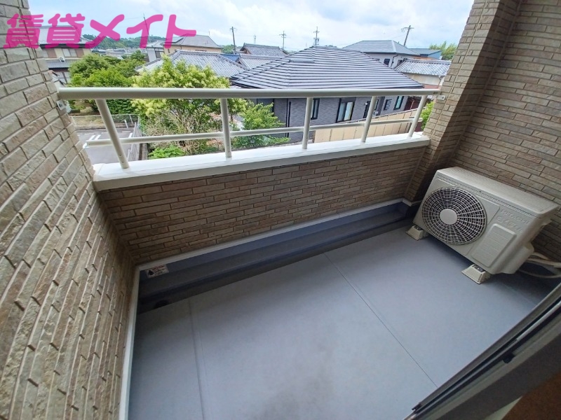 バルコニー　同型参考写真です