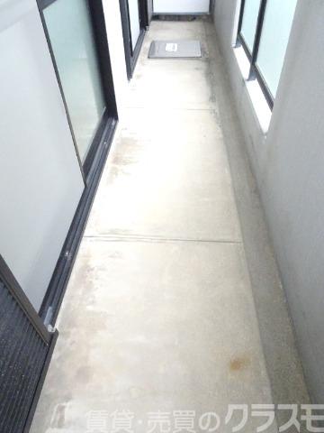 バルコニー　南向きだからお洗濯物も乾きやすい♪