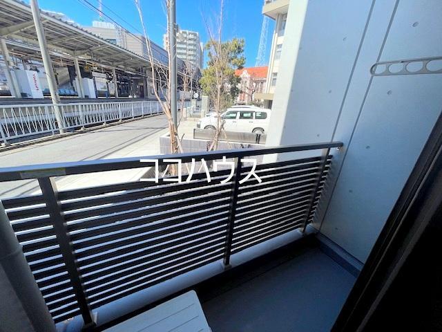 バルコニー　シャッター付き