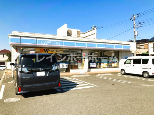 コンビニ　ローソン 松戸五香店（コンビニ）まで332m
