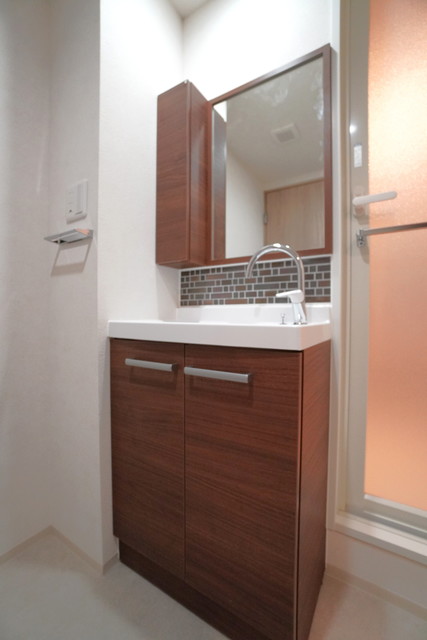 洗面設備　※写真は同タイプ住戸です。