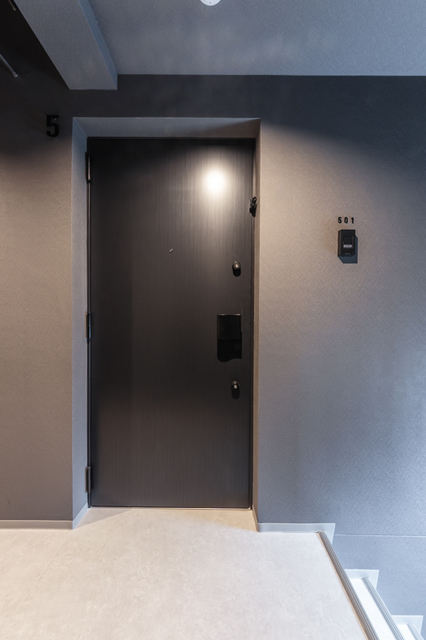 玄関　※写真は同タイプ住戸です。