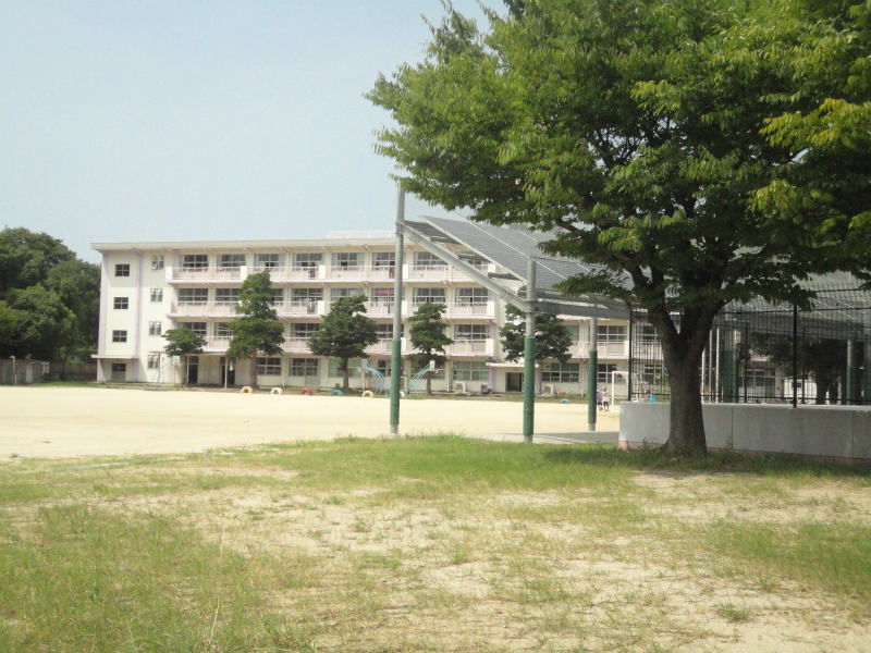 小学校　【北九州市立中原小学校】（小学校）まで834m