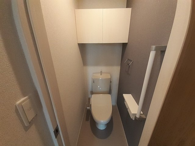 トイレ　清潔感のあるトイレです