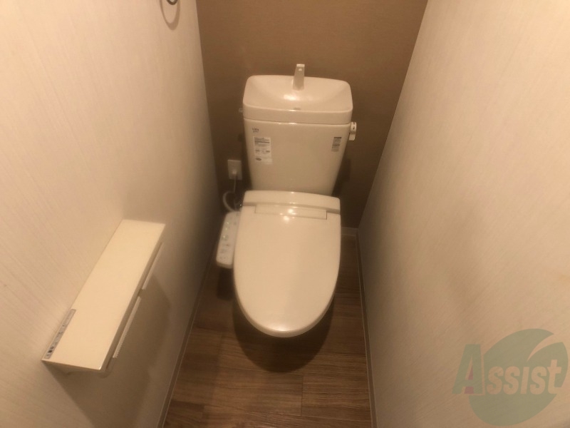 トイレ　トイレです。ウォシュレット付を探している方、おすすめです。