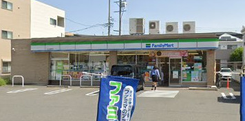 コンビニ　ファミリーマート 中川松葉町店（コンビニ）まで349m