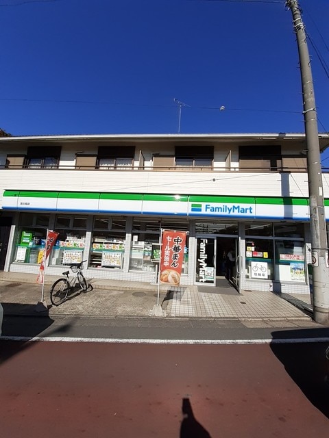コンビニ　ファミリーマート 宮の坂店（コンビニ）まで314m