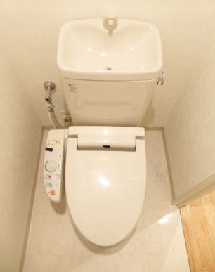 トイレ　落ち着いたトイレです