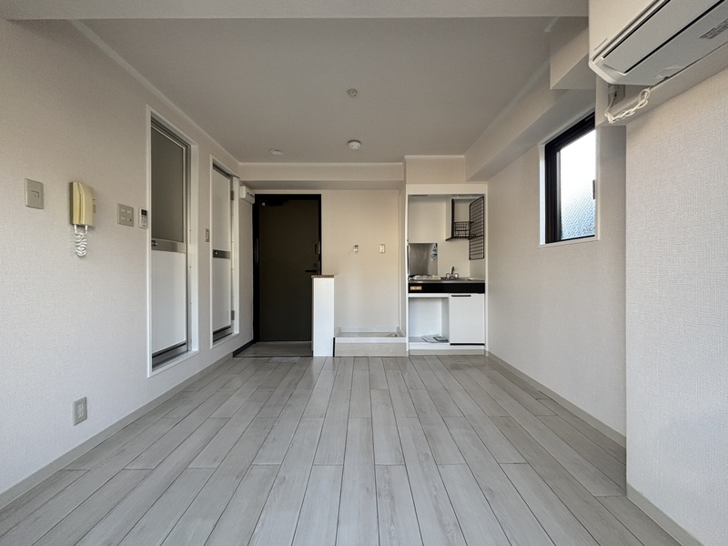 居室・リビング　写真は同マンションの別のお部屋のものです