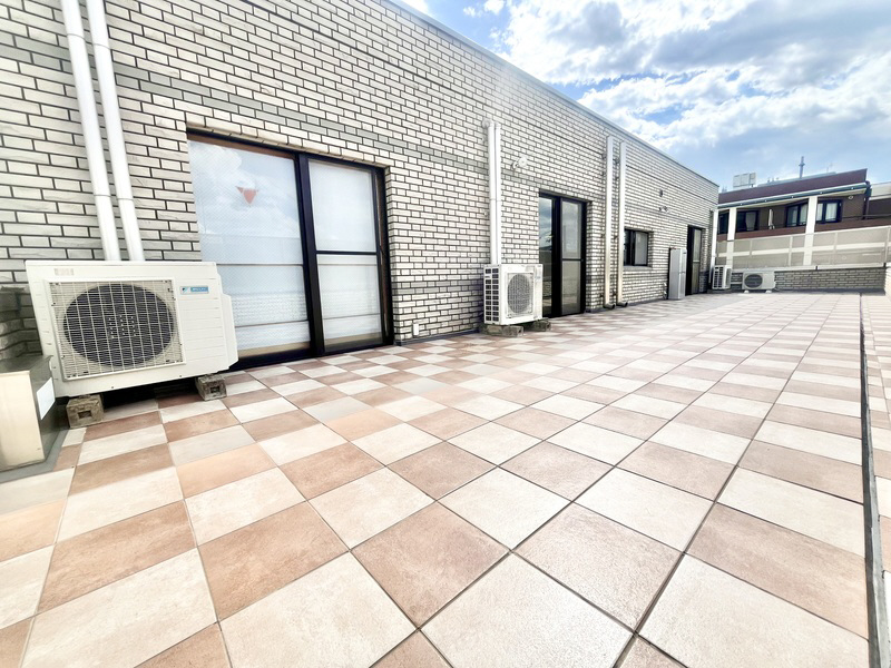 地下鉄烏丸線 鞍馬口駅 徒歩9分 3階建 築36年の内装写真