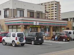 コンビニ　セブンイレブン 坂戸本町店（コンビニ）まで260m