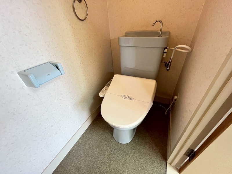 トイレ　別部屋イメージ