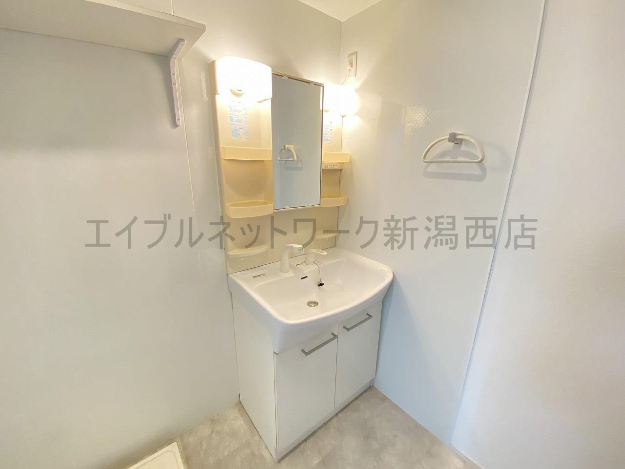 洗面設備　参考写真