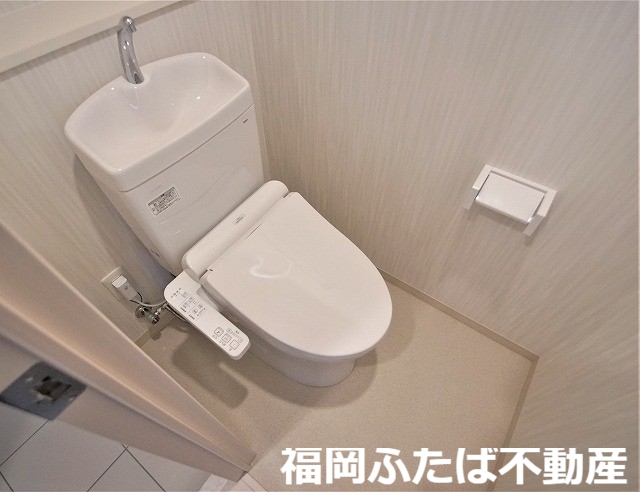 フラッツ東比恵のトイレ写真