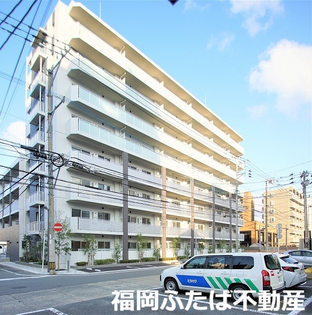 フラッツ東比恵の外観写真