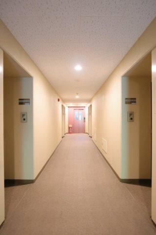 ロビー　★見学予約受付中★