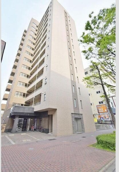 エントランス　名古屋で一番初期費用の安い賃貸専門の不動産会社です(^^)