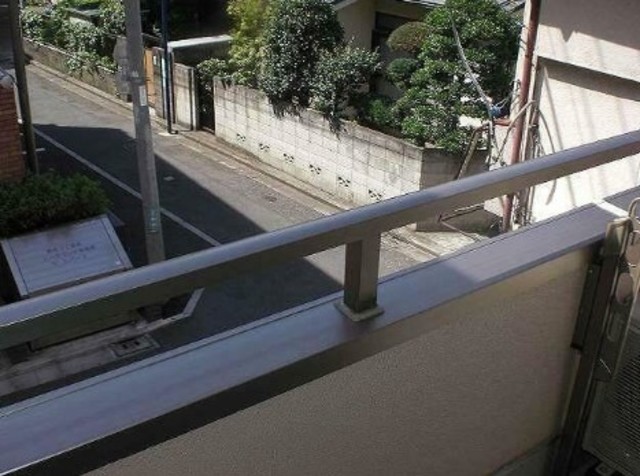 バルコニー　バルコニーあります