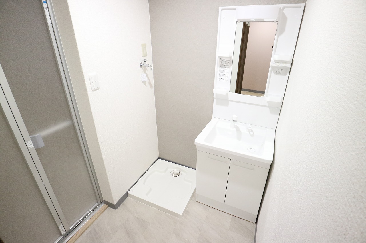 鹿児島市電唐湊線 加治屋町駅 徒歩8分 5階建 築52年の内装写真