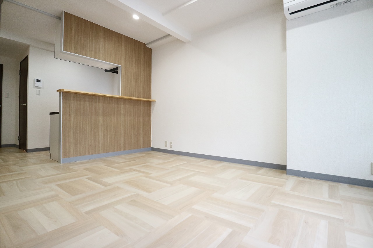 鹿児島市電唐湊線 加治屋町駅 徒歩8分 5階建 築52年の居間写真