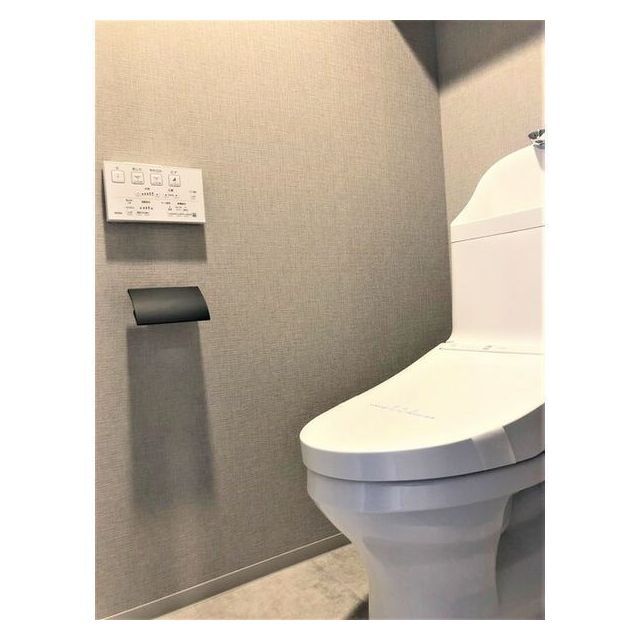 ＪＲ東海道本線 岐阜駅 徒歩10分 14階建 築5年のトイレ写真