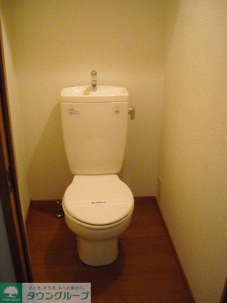 レオパレスMN HOUSEのトイレ写真