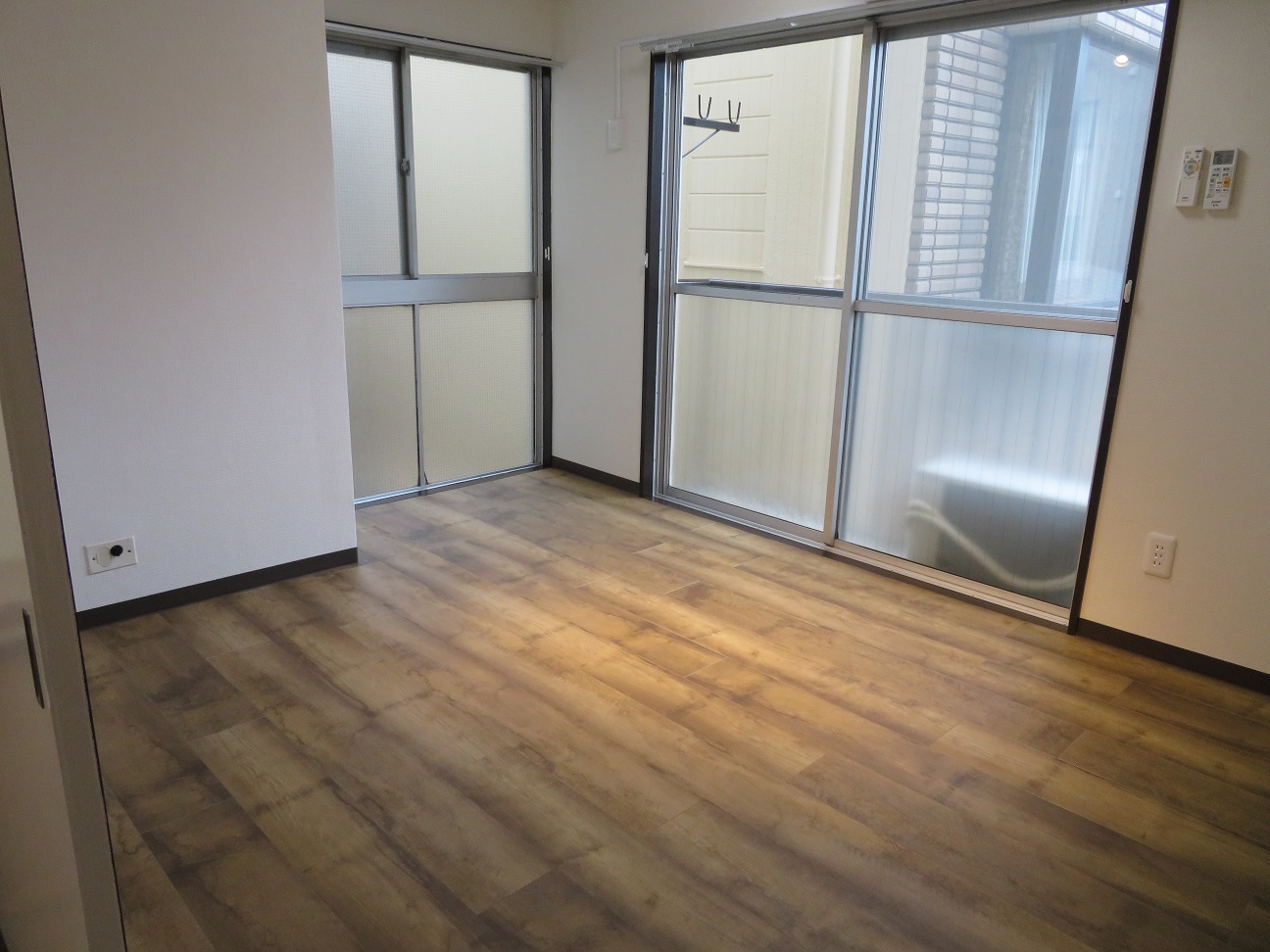 方南マンションの居間写真