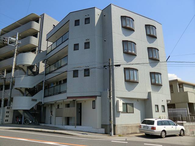建物外観　鉄骨造マンション　外観タイル貼り